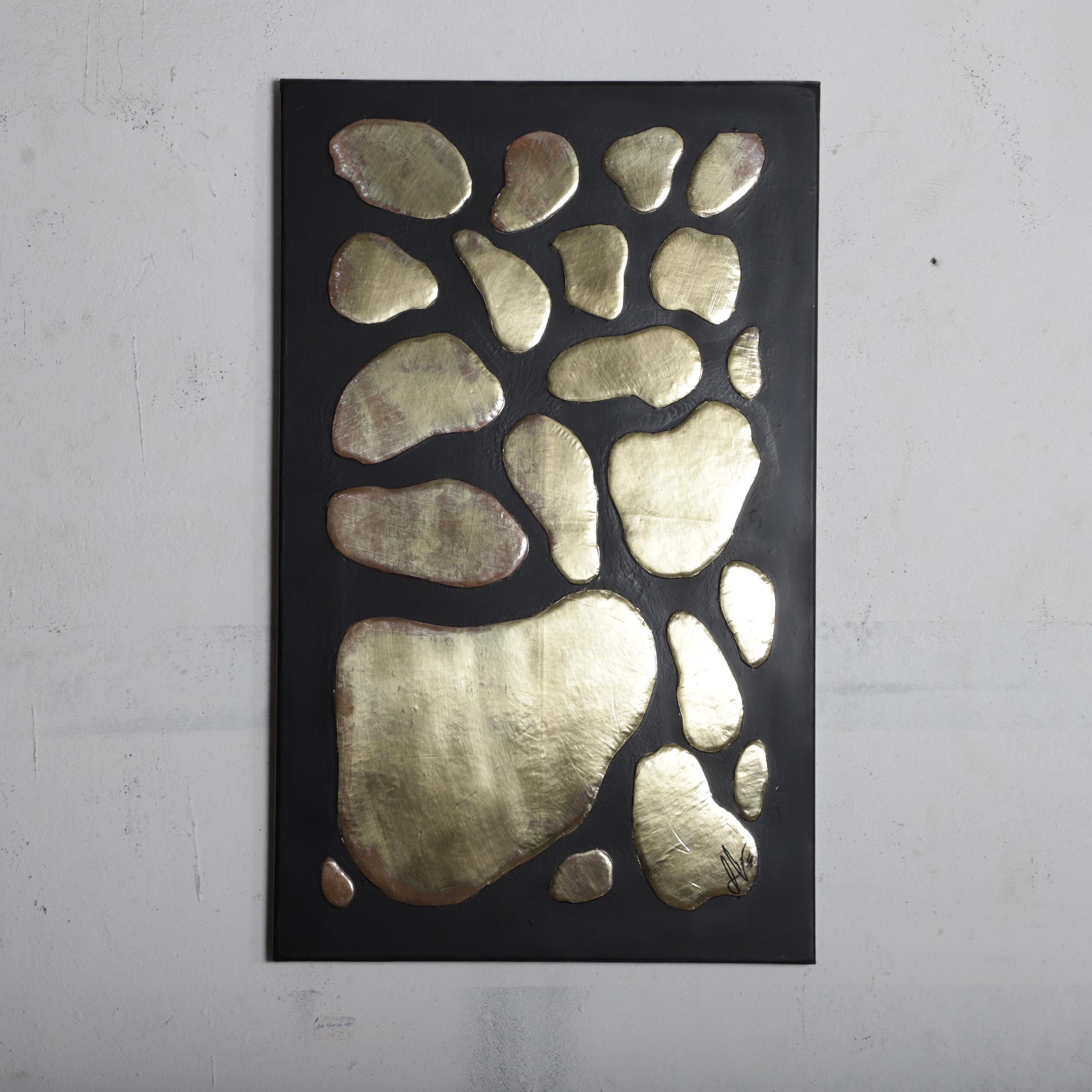 Modern Brass Wall Art – Handcrafted Abstract Design 85x52 cm