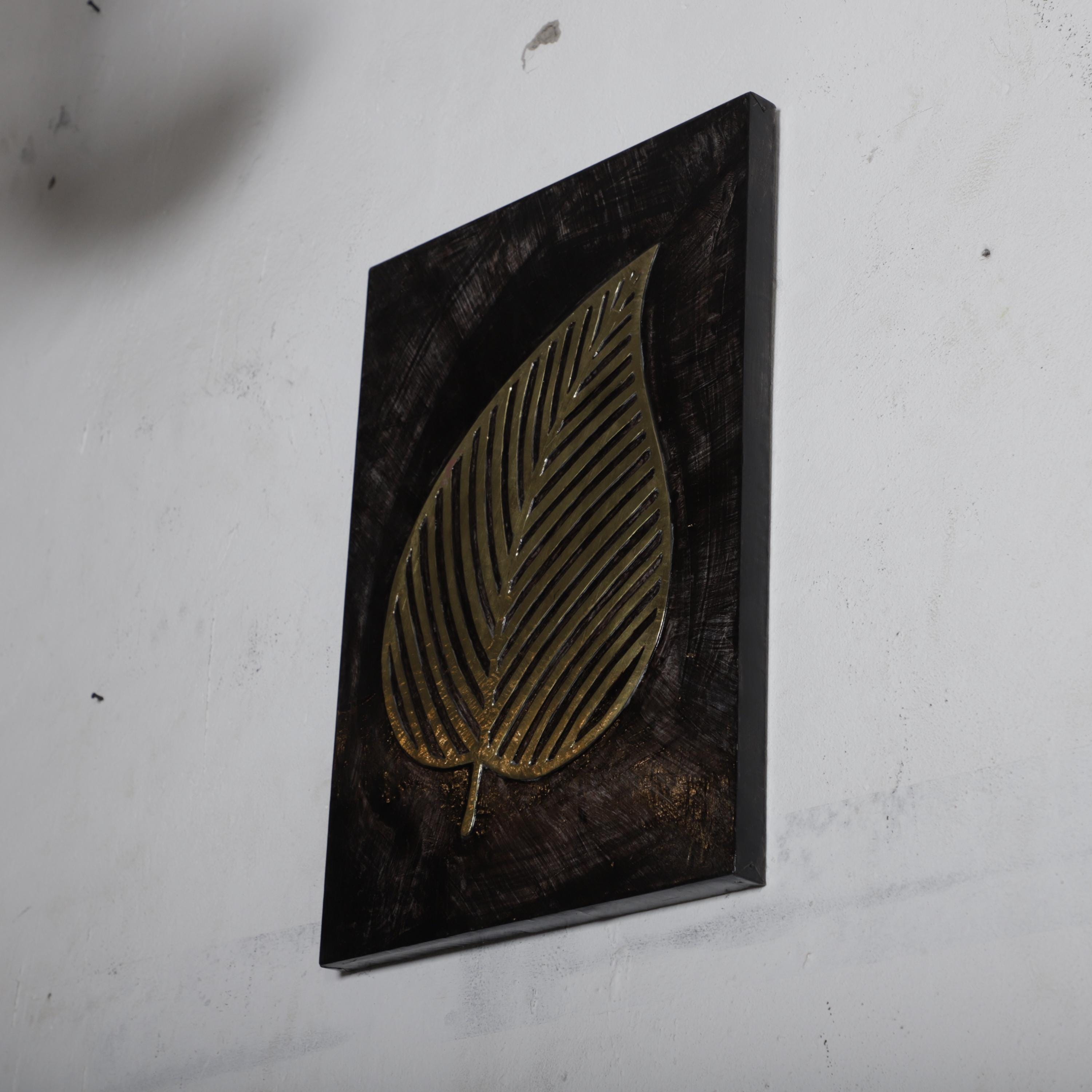 Handcrafted Moroccan Brass Wall Art – Leaf Design