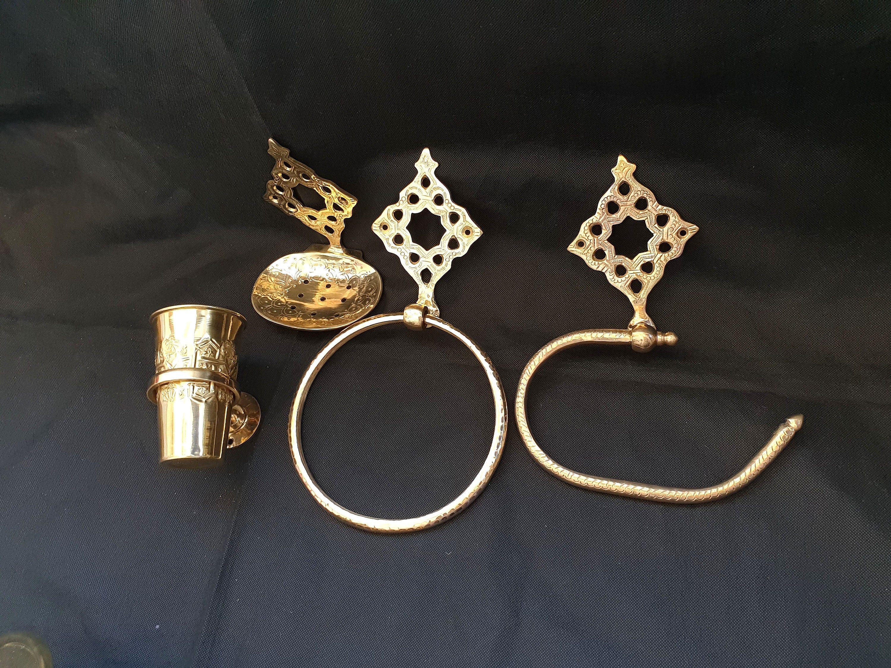 Bathroom Accessories – Elegant Brass Set