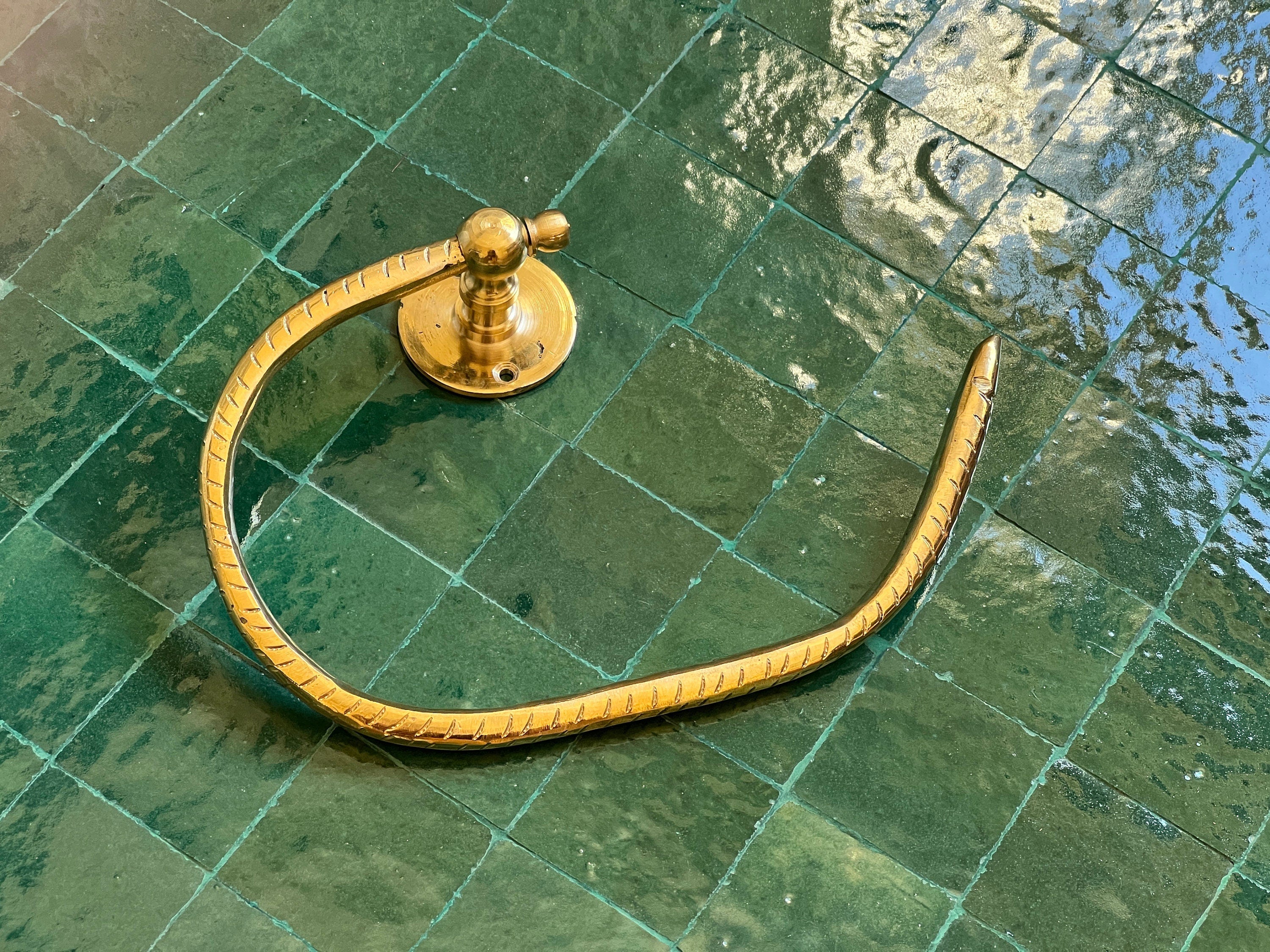 Brass Toilet Paper Holder – Handcrafted Bathroom Fixture