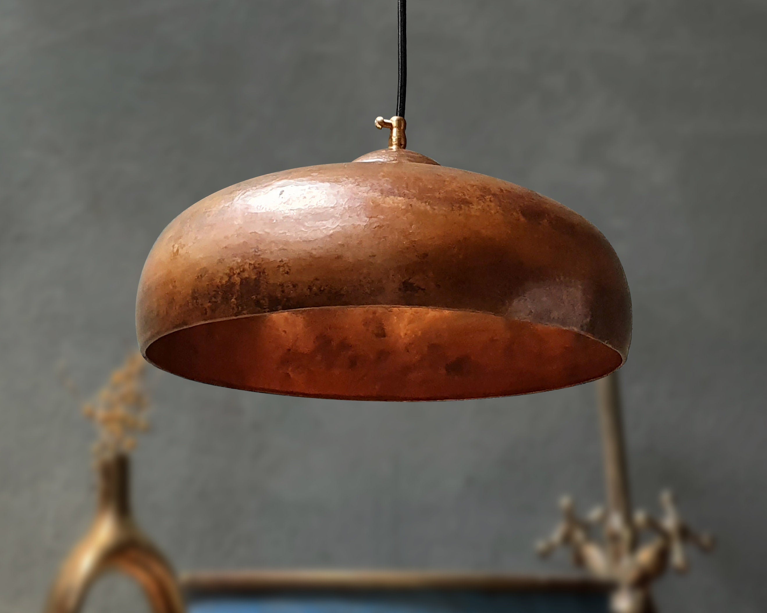 Modern Copper Pendant Light – Elegant Ceiling Lighting