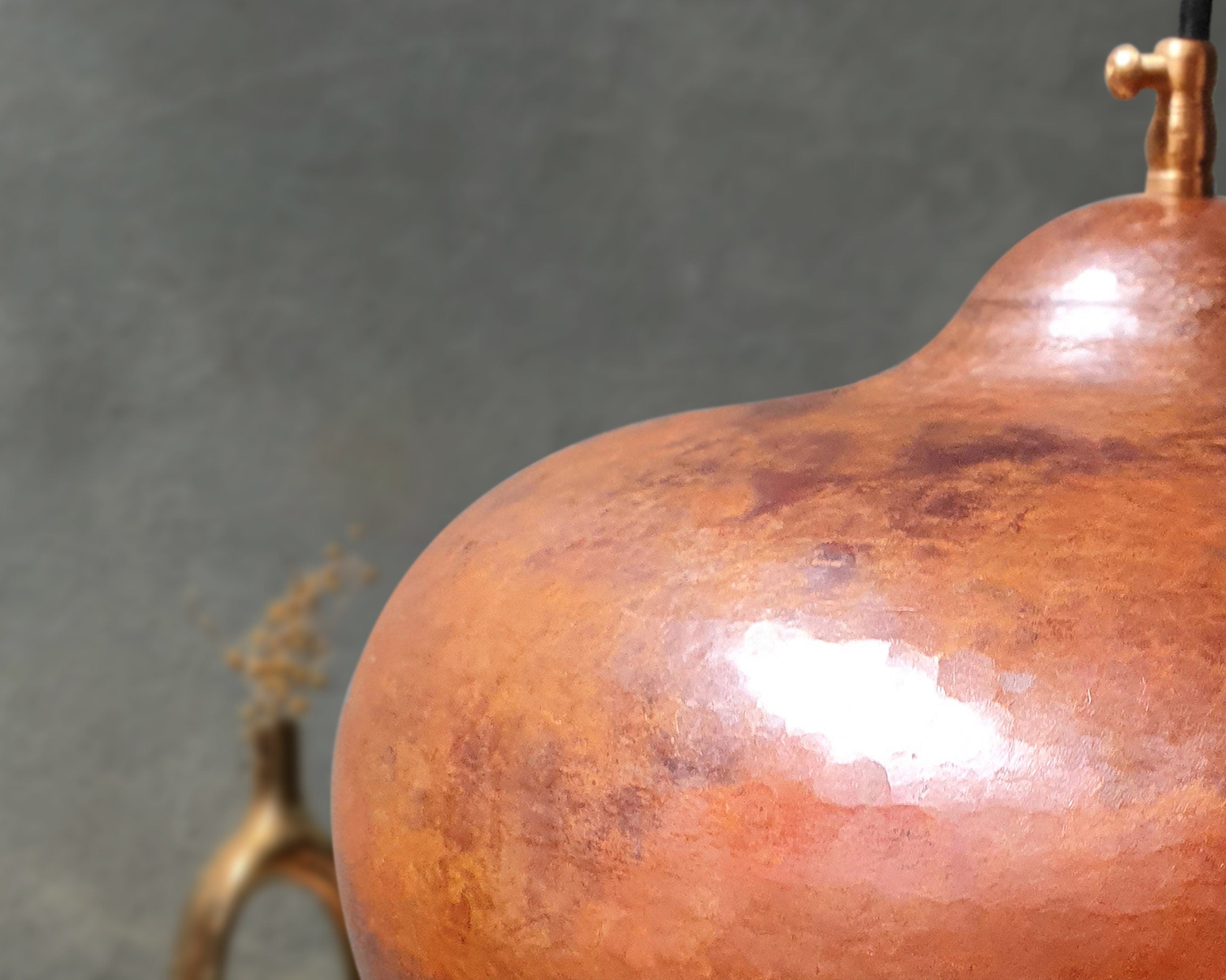 Modern Copper Pendant Light – Elegant Ceiling Lighting